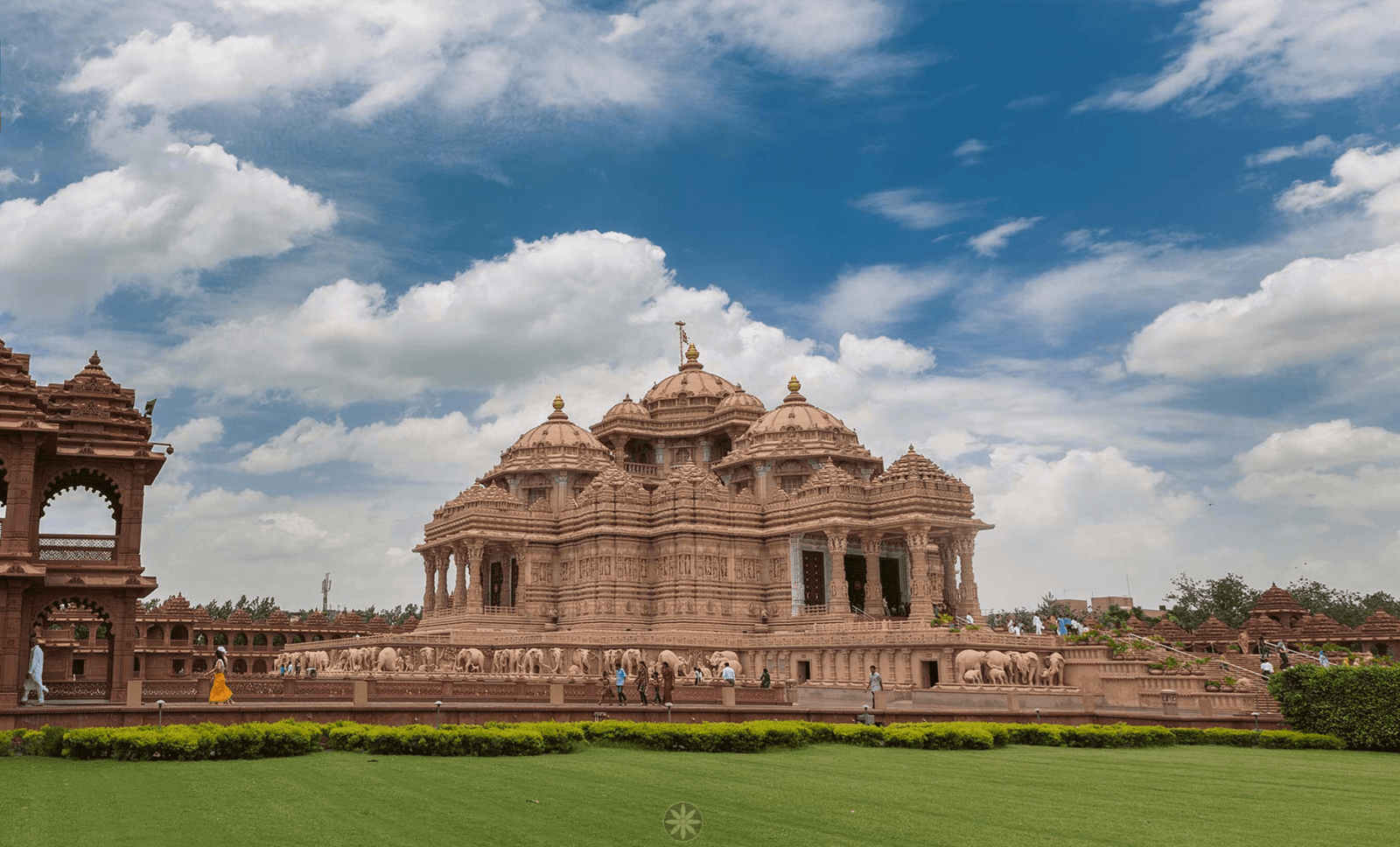 Top 10 Best Places To Visit In Delhi With Girlfriend Best Places In