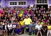 The world's largest family lives in Mizoram India.