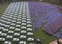 Surat Diamond Savji Dholakia gives away 600 cars to employees as Diwali gift