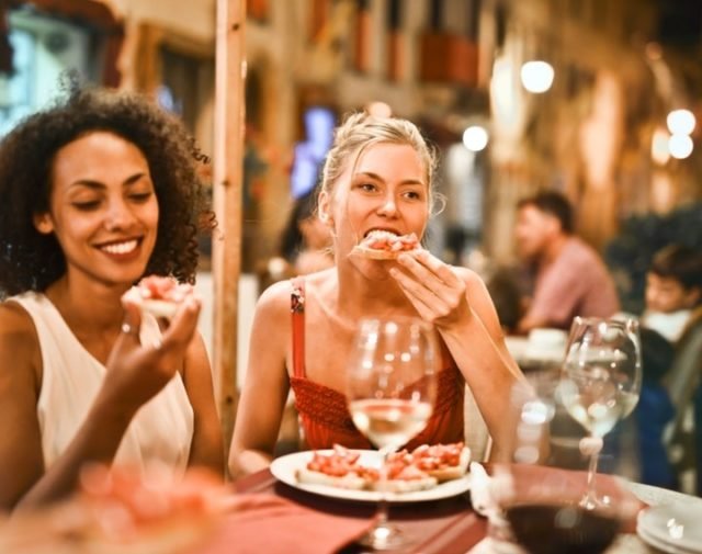 These 7 big mistakes related to eating can increase your weight in winter